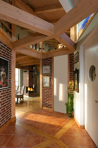 Entrance hall a door with round window