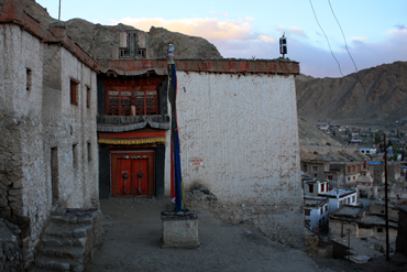 Čenrezi (Chandazik) Gompa se středověkými nástěnnými malbami