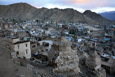 Rozvaliny Gompa Soma