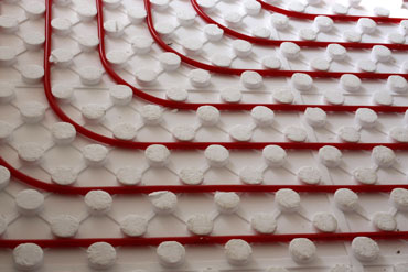 Detail uložení podlahového topení.